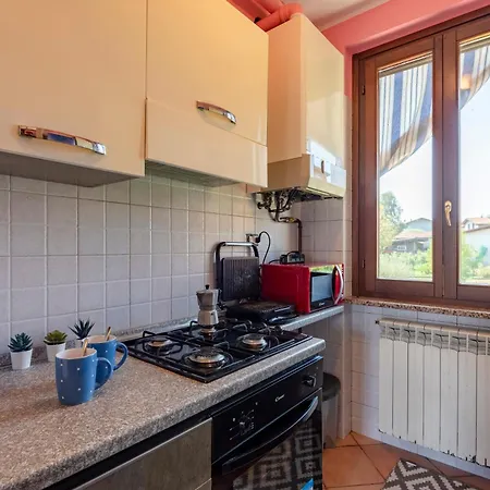 بيت للعطل La Casa In Campagna: Rustic Retreat 800M From The Lake - Happy Rentals *