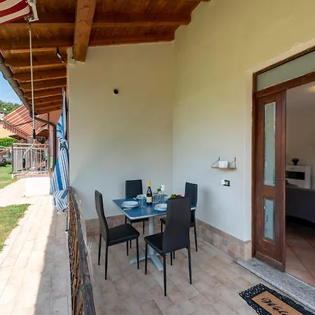 La Casa In Campagna: Rustic Retreat 800M From The Lake - Happy Rentals بيت للعطل Leggiuno