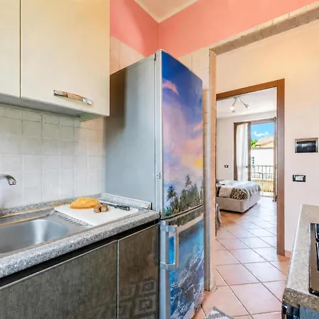 La Casa In Campagna: Rustic Retreat 800M From The Lake - Happy Rentals *